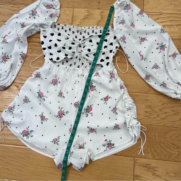 For Love and Lemons Dolly Romper Playsuit Floral Heart Print Size Medium - Picture 12 of 13
